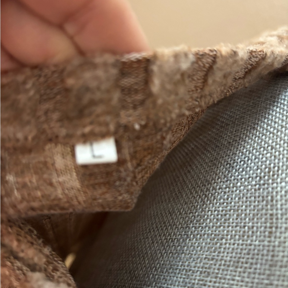Cozy Ribbed Knit Pullover - Taupe - Picture 5 of 6